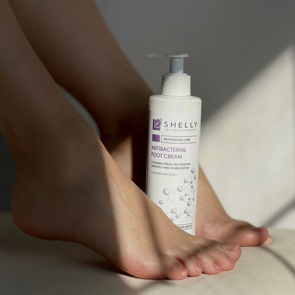 Shelly Antibacterial Foot Cream with Silver Ions, Green Tea Extract & Menthol 500 ml